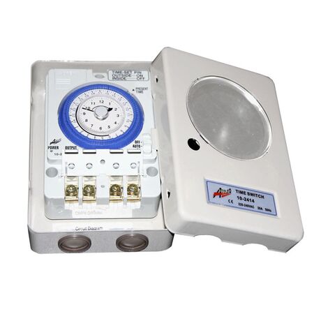 Outdoor Timer Metal wall mounted, 24hr 20A with 300hrs working reserve